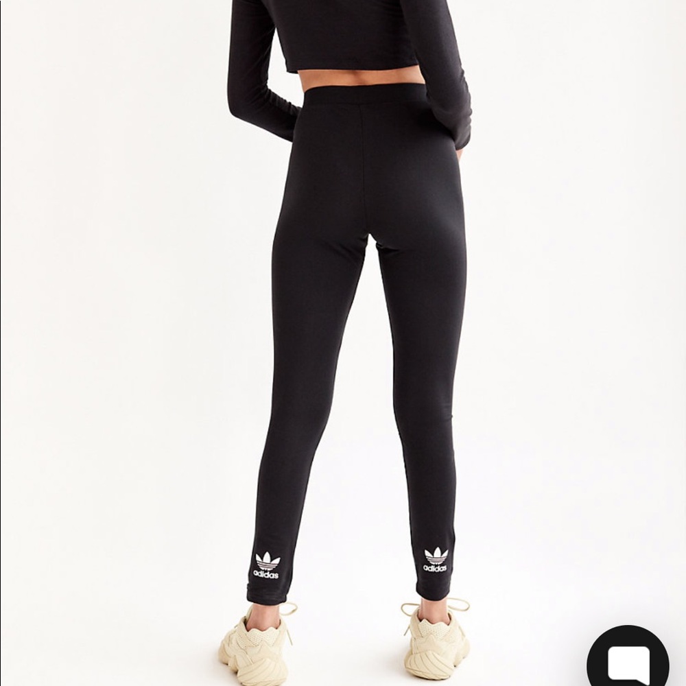 BNWT Adidas trefoil leggings